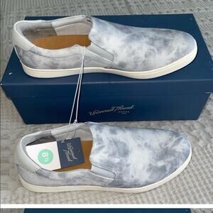 Universal Thread Tie Dye Kelsey Sneakers NWT 8.5 non-binary unisex slip on flat